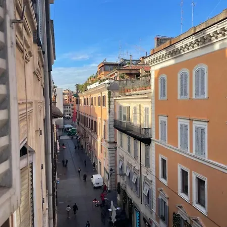 Pensjonat Frattina 57 4*