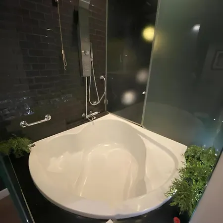 Pensjonat Frattina 57 Rzym